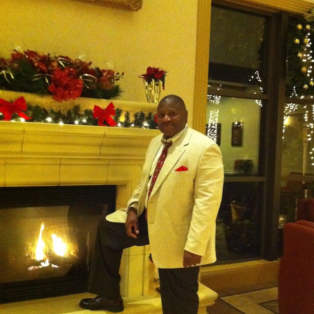 Meet your Posher, Larry